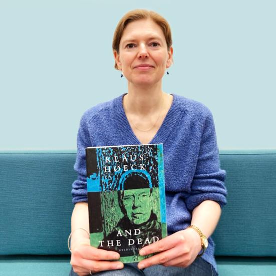 Helle anbefaler 'And the dead'