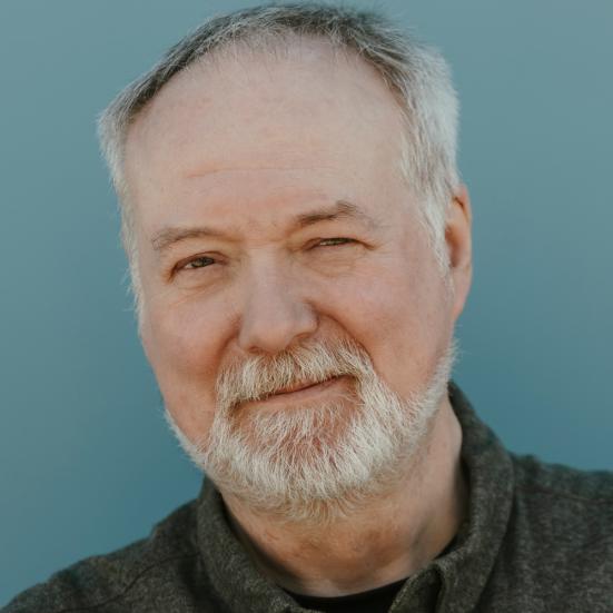 Portrætfoto af Jakob Stegelmann.