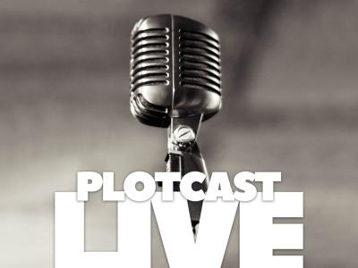 Microfon med teksten Plotcast Live