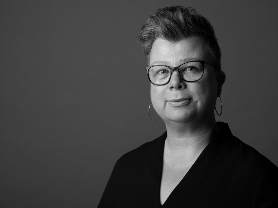 Portræt af Ditte Wiese i sort/hvid