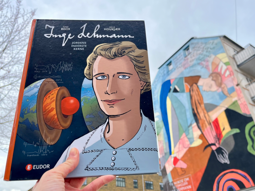 forside af tegneserie ved et gavlmaleri på Frederiksberg