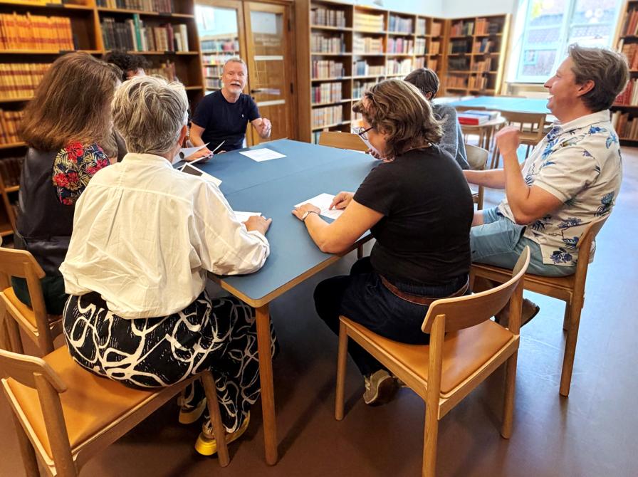 Fælleslæsning på biblioteket