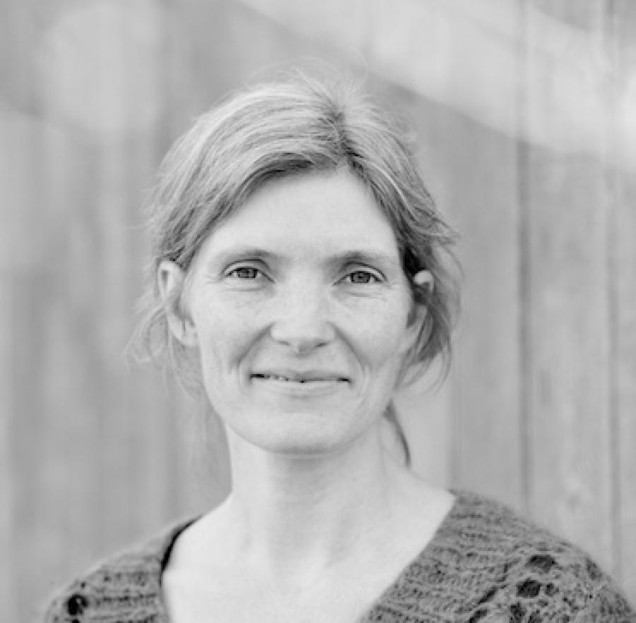 Portrætfoto af forfatter Mette Hegnhøj